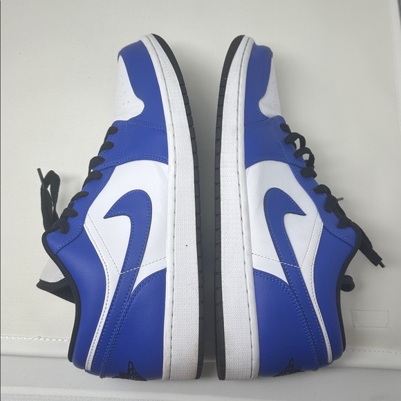 Nike Air Jordan Low. Size 13 main image 7